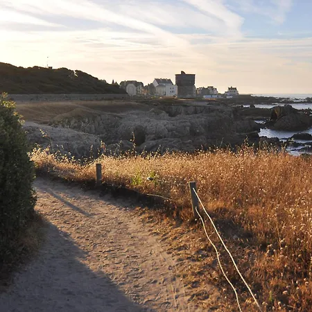 公寓 A Mesquer: A 200m, Balcon, Parking, Proche Commerces - Fr-1-306-1243