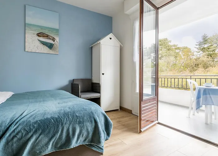 A Mesquer: A 200m, Balcon, Parking, Proche Commerces - Fr-1-306-1243 아파트